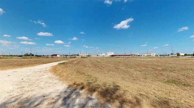Building Photo - 8251 W Sh-21