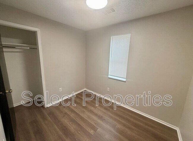 Building Photo - 4809 Samantha Ave