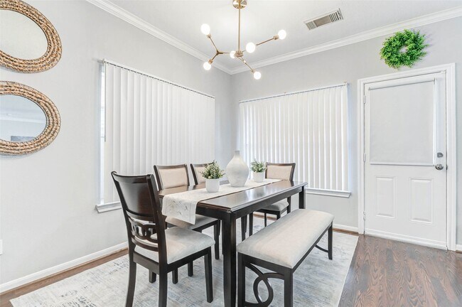 Building Photo - 5227 Brinkman Ct