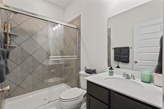 Building Photo - 925 West Dr