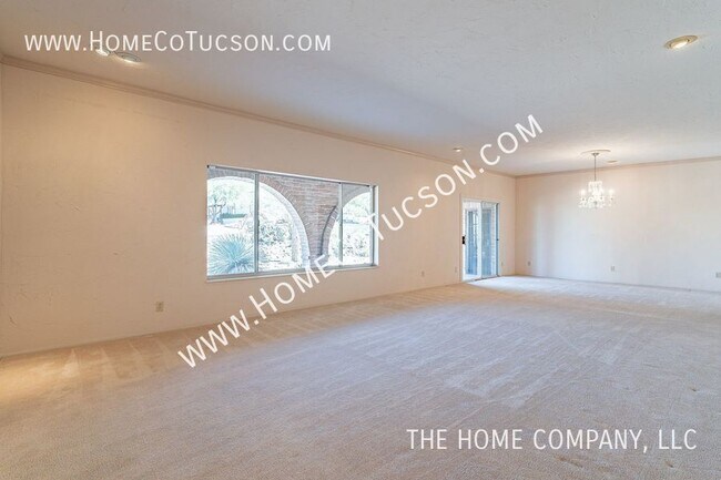 Building Photo - 5411 N Sundance Pl