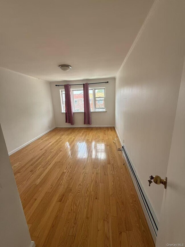 Building Photo - 70-31 153rd St