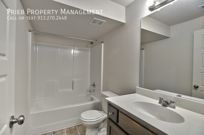 Building Photo - 8791 Findley St