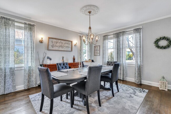 Building Photo - Beautiful Home in Desirable Ardsley Park