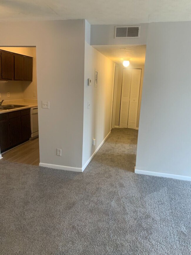 Building Photo - Orchard Trace Condominiums
