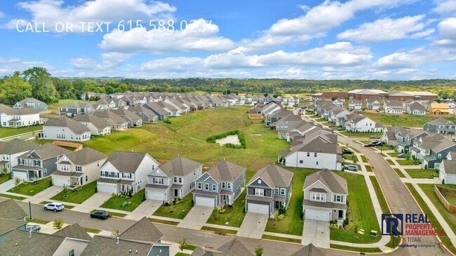 Building Photo - 613 Conifer Dr