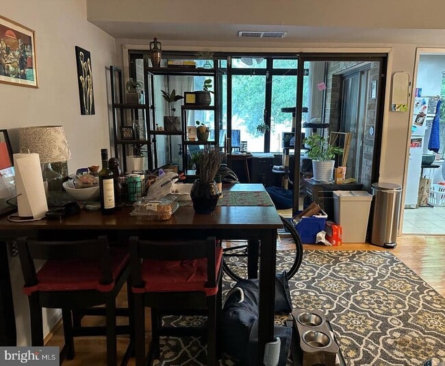 Building Photo - 5482 Cedar Ln