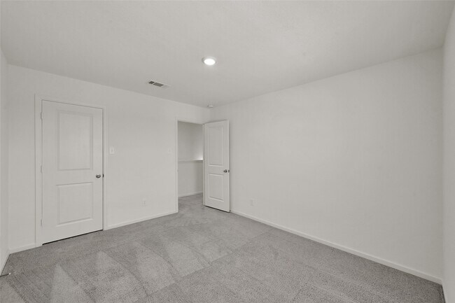 Building Photo - 14818 Calderon Dr