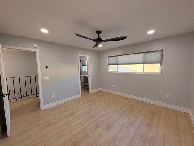 Building Photo - 1708 E Fairfield Ct