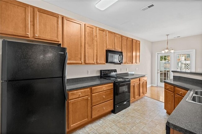 Building Photo - 1821 Willow Branch Ln