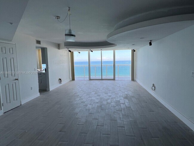 Building Photo - 6301 Collins Ave