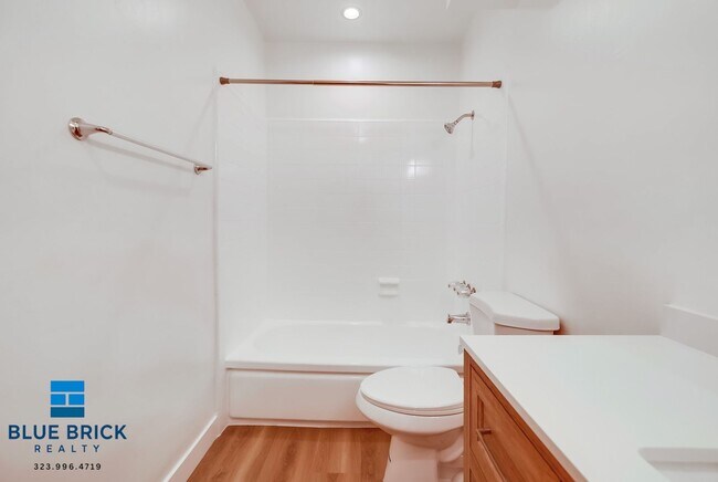 Building Photo - 5415 Corteen Pl