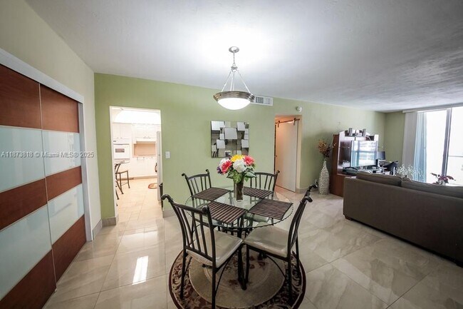 Building Photo - 3801 S Ocean Dr