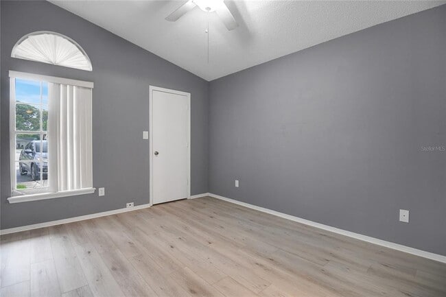 Building Photo - 317 San Gabriel St