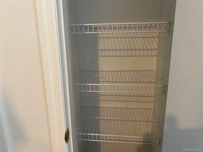 Building Photo - 50 Olde Wagon Rd