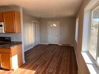 Building Photo - Mock