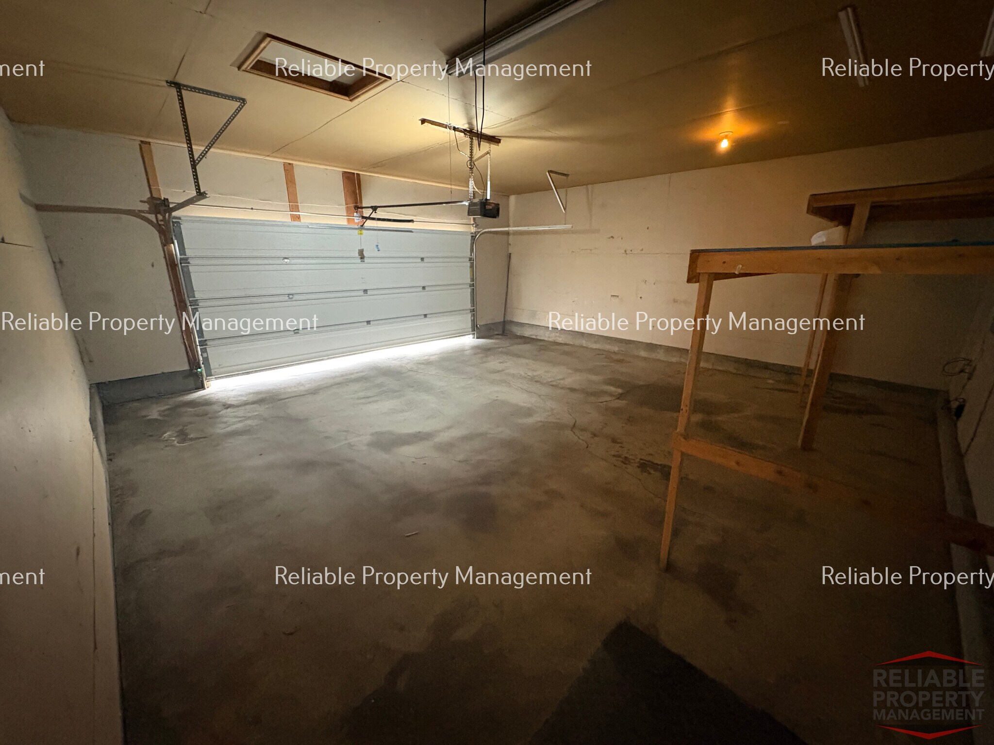 Building Photo - 1322 Walstrom Ln