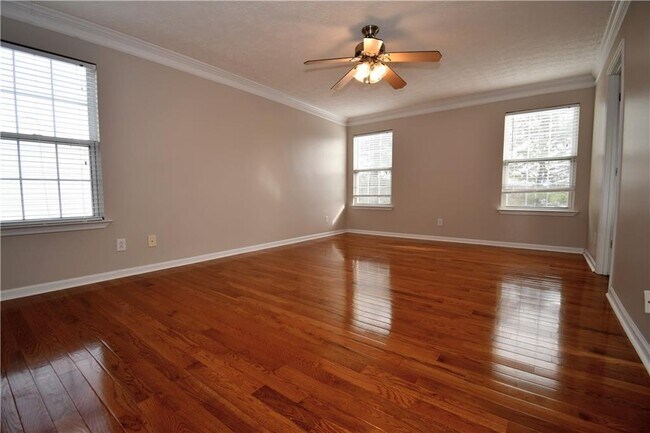 Building Photo - 273 Carrington Way