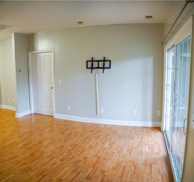 Building Photo - 8501 Burnham Ln