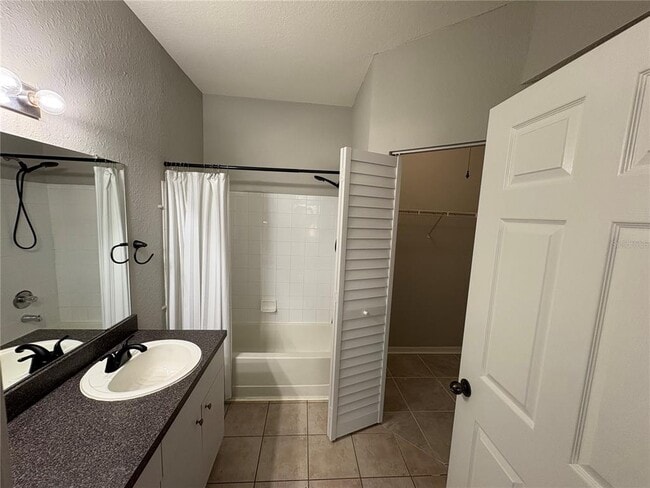 Building Photo - 6408 Raleigh St