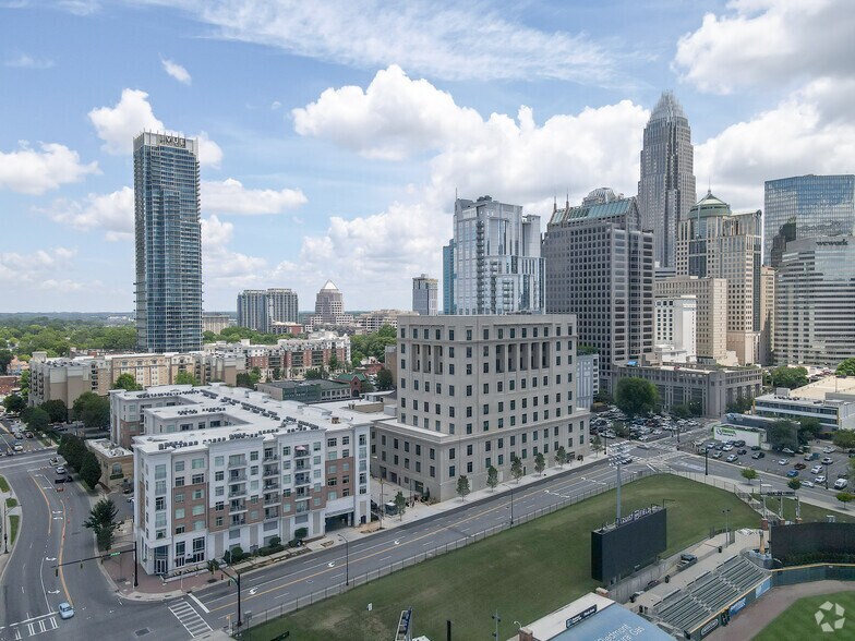 The Reed 401 S Graham St Charlotte NC 28202 Apartment Finder