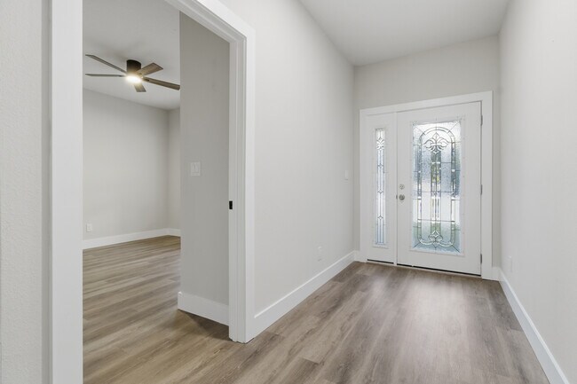 Building Photo - 2205 E 148th Ave