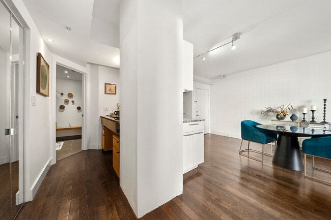 Building Photo - 199 14th St NE