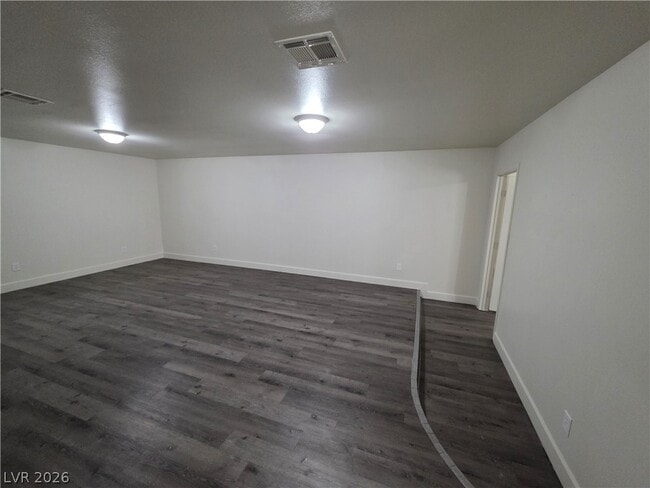 Building Photo - 3412 Townhouse Dr