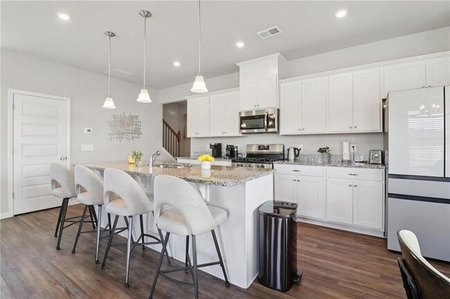 Building Photo - 3890 Clarington Dr