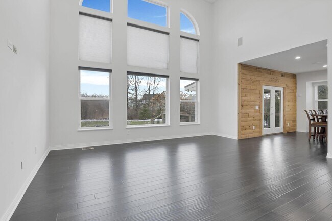 Building Photo - 7090 Dean Farm Rd