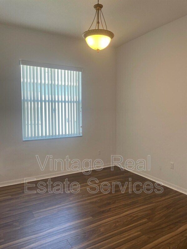 Building Photo - 3941 Roswell Pl
