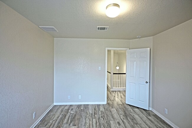 Building Photo - 934 Avery Pkwy