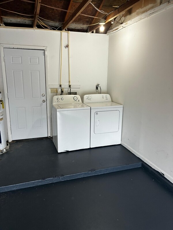 Building Photo - 10706 Meadowlea Dr