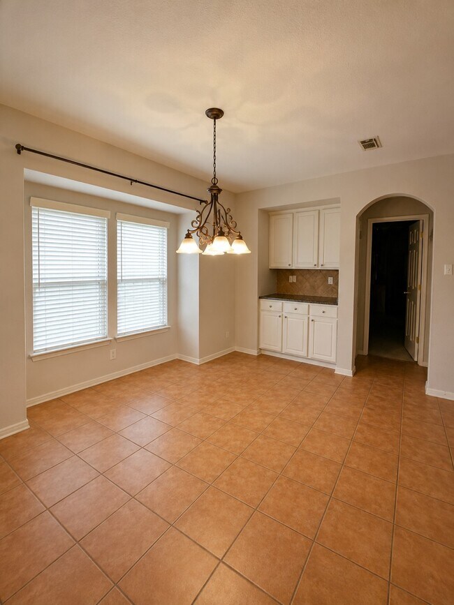 Building Photo - 11607 Bay Ledge Dr