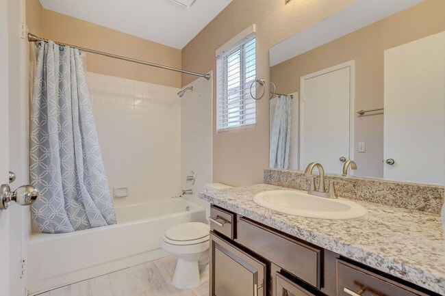 Building Photo - Beautiful Summerlin Home! Hills Neighborho...