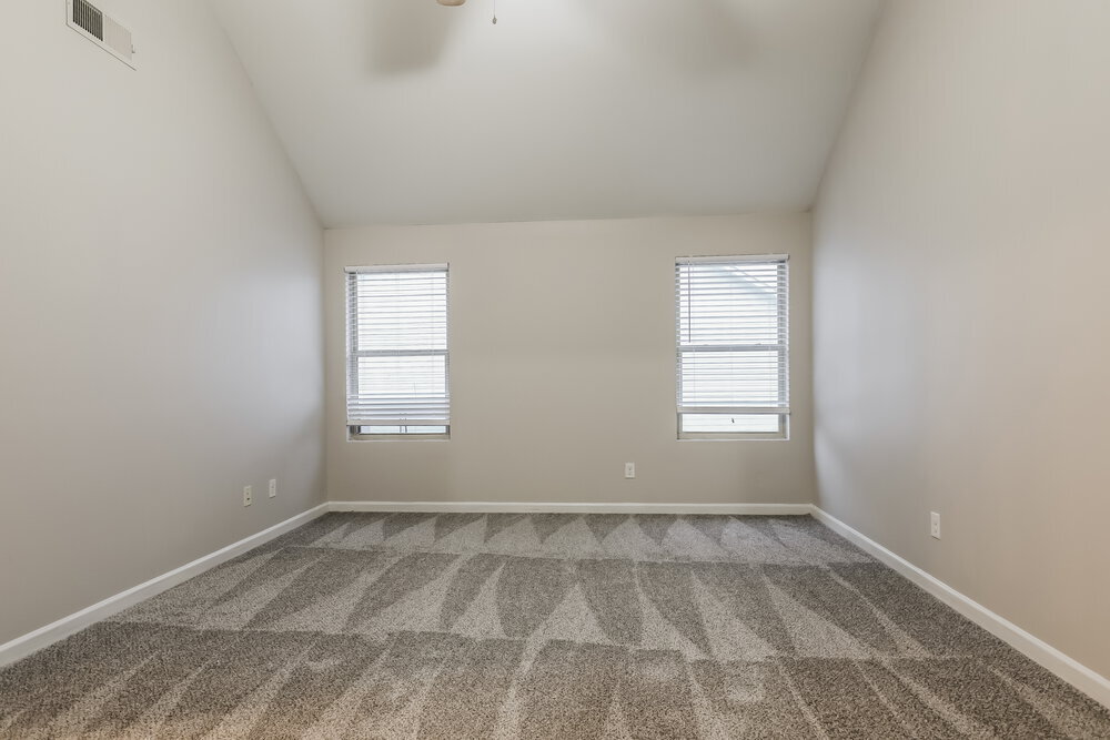 Building Photo - 1603 Iris Walk