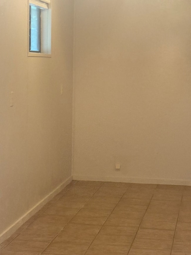 Building Photo - 129 Forest Cir