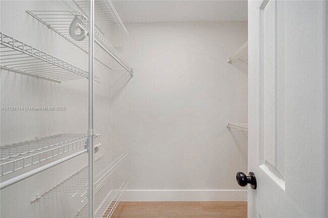 Building Photo - 14725 SW 107th Terrace
