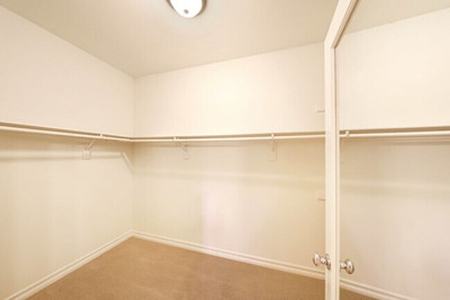 Building Photo - Three bedroom located in Newport Coast com...