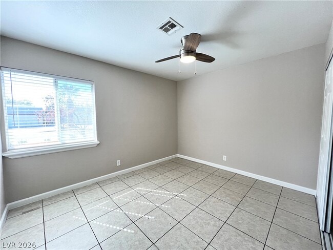 Building Photo - 6446 Meadowlark Ln