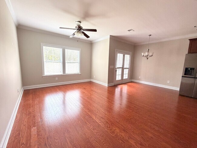 Building Photo - 4217 Scharite St
