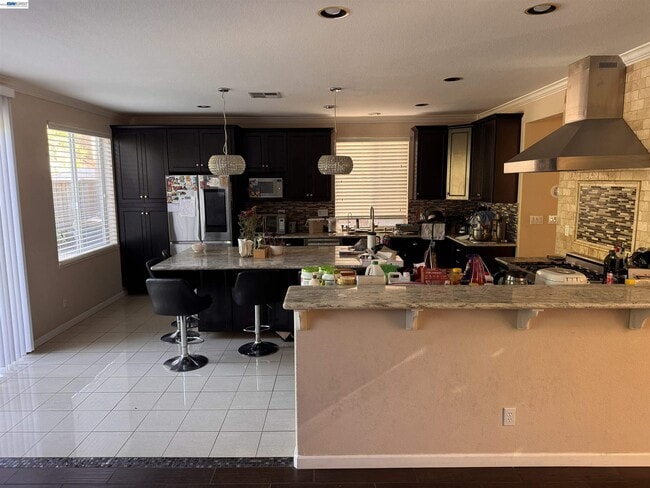 Building Photo - 25806 Clear Springs Ct