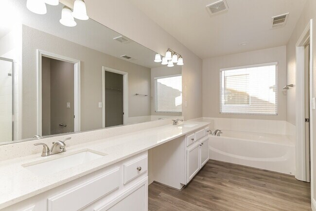 Building Photo - 5677 Bonds Flat St