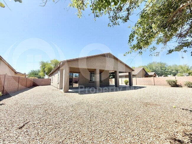 Building Photo - 2474 E Dulcinea Trail