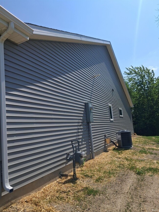Building Photo - 1002 Emilee Ct