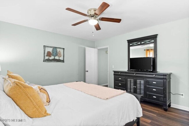 Building Photo - Single Family Home - Long Term Rental