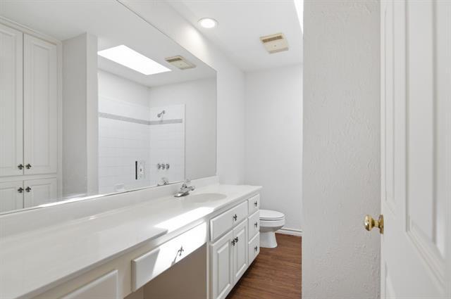 Building Photo - 2516 Shirley Ave