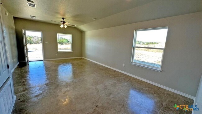 Building Photo - 214 A Leon Ln