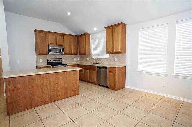 Building Photo - 1820 Ringtail Dr