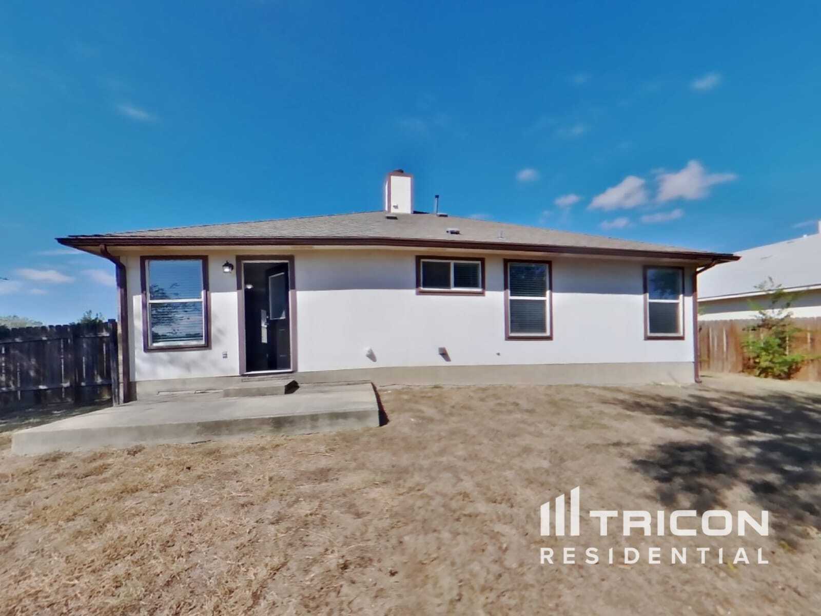 Building Photo - 228 Fall Creek Dr